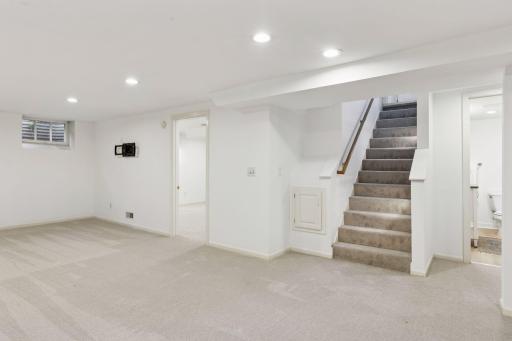 Nice layout for guests to have their own bedroom and bathroom. Or use the 3rd bedroom as a flex room- great for a home office, den, or a playroom where you can hide the toys and shut the door at the end of the night!
