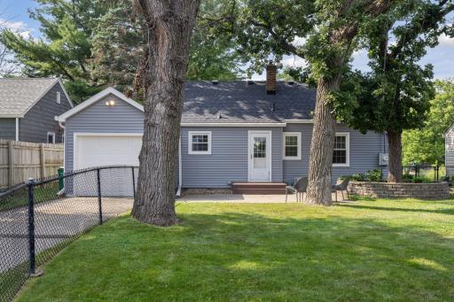 5717 W Lake Street, Minneapolis, MN 55416