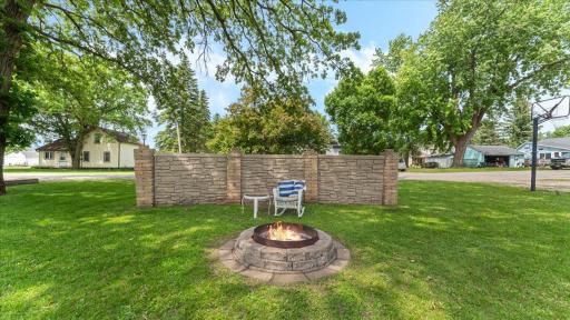 401 E Main Street, Osakis, MN 56360
