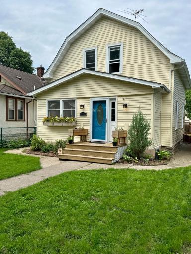 3554 35th Avenue S, Minneapolis, MN 55406