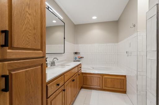 2554 160th Avenue NE, Ham Lake, MN 55304