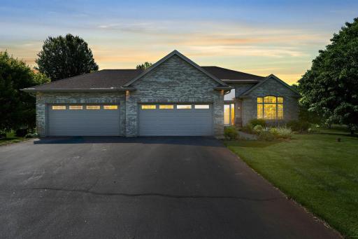 2554 160th Avenue NE, Ham Lake, MN 55304