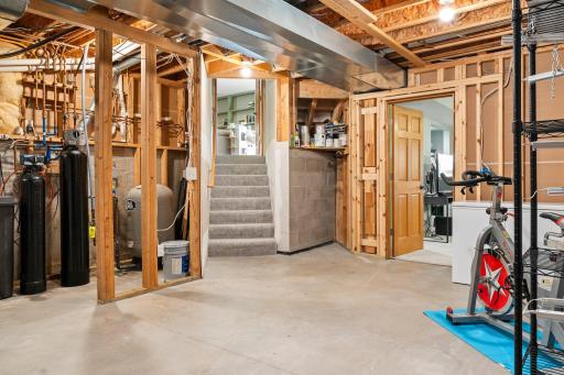2554 160th Avenue NE, Ham Lake, MN 55304