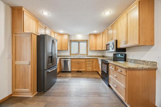 7813 W 111th Street, Bloomington, MN 55438