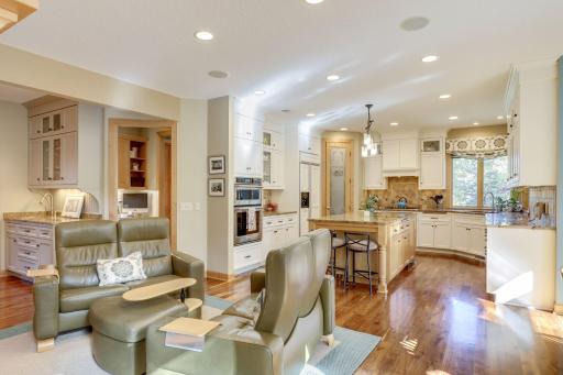 10025 Adam Avenue, Inver Grove Heights, MN 55077