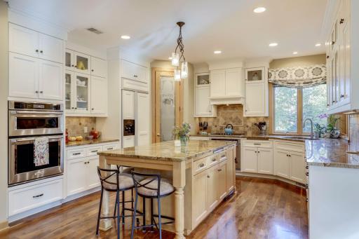 10025 Adam Avenue, Inver Grove Heights, MN 55077
