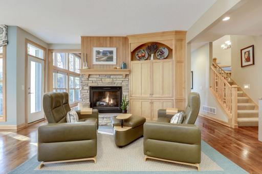 10025 Adam Avenue, Inver Grove Heights, MN 55077