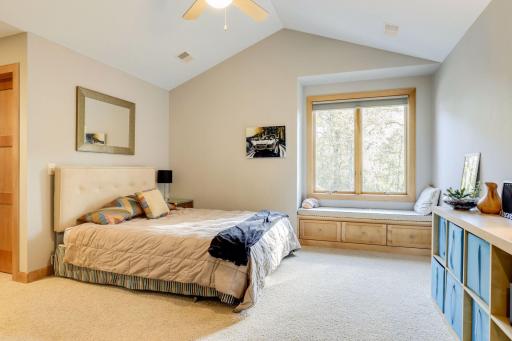 10025 Adam Avenue, Inver Grove Heights, MN 55077