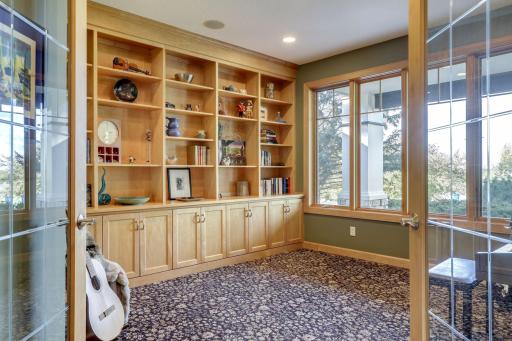 10025 Adam Avenue, Inver Grove Heights, MN 55077
