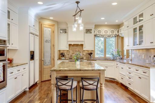 10025 Adam Avenue, Inver Grove Heights, MN 55077