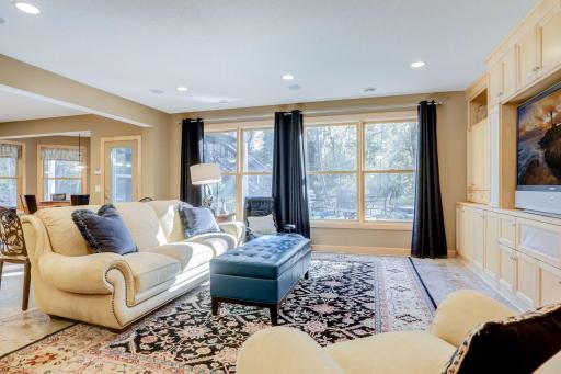 10025 Adam Avenue, Inver Grove Heights, MN 55077