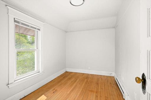 1901 E 5th Street, Duluth, MN 55812