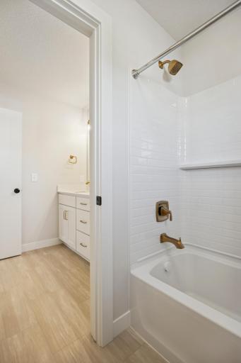 HVW - Abbott - 6501 Timber Arch Dr, Chaska (60).jpg