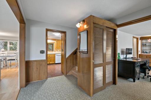 3004 36th Avenue NE, Minneapolis, MN 55418