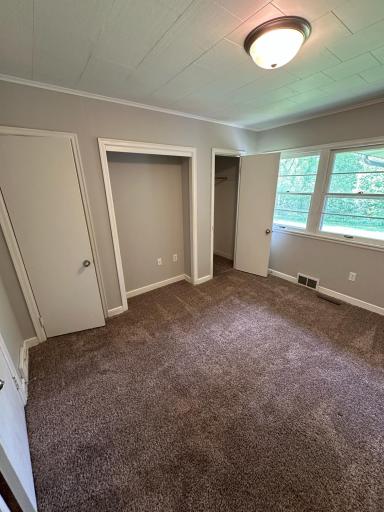 332 E Pleasant Avenue, Ellsworth, WI 54011