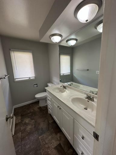 332 E Pleasant Avenue, Ellsworth, WI 54011