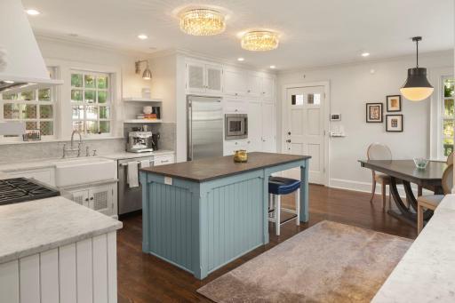 1725 Knox Avenue S, Minneapolis, MN 55403