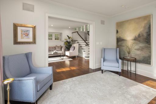 1725 Knox Avenue S, Minneapolis, MN 55403