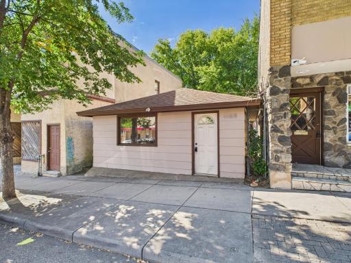 1103 Payne Avenue, Saint Paul, MN 55130