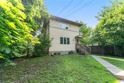 1809 Penn Avenue N, Minneapolis, MN 55411