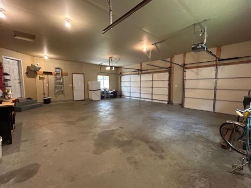 3924 River Oak Circle, Moorhead, MN 56560