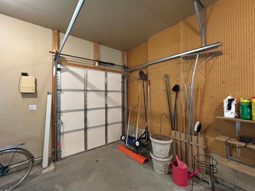 3924 River Oak Circle, Moorhead, MN 56560