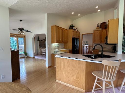 3924 River Oak Circle, Moorhead, MN 56560