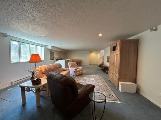 3924 River Oak Circle, Moorhead, MN 56560