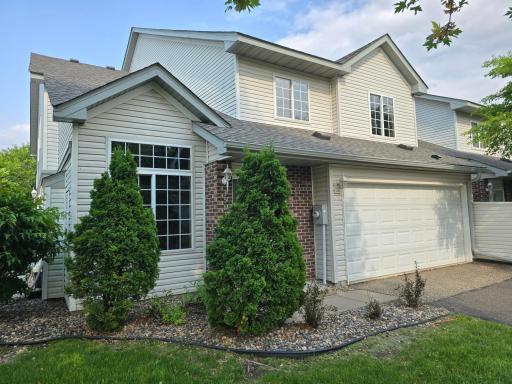 3581 Genevieve Avenue N, Saint Paul, MN 55128