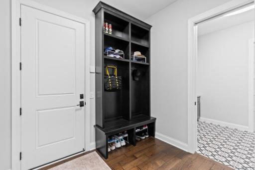 16907 Valley Road, Eden Prairie, MN 55347