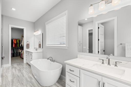 16907 Valley Road, Eden Prairie, MN 55347