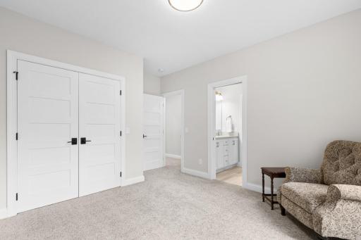 16907 Valley Road, Eden Prairie, MN 55347