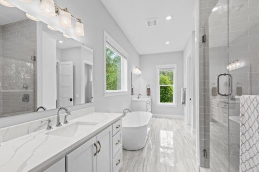 16907 Valley Road, Eden Prairie, MN 55347