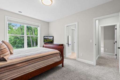 16907 Valley Road, Eden Prairie, MN 55347