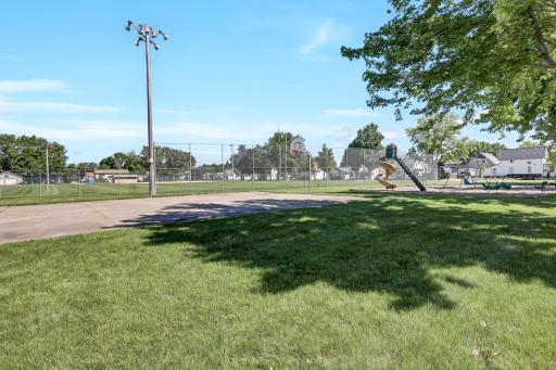 411 N 6th Street, Lake City, MN 55041