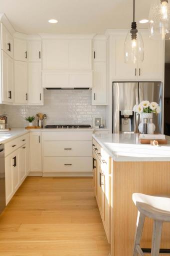 Photo taken from previous model with a similar floorplan. While similar, some options shown in the picture may not be included in this pricing. Please ask for a detailed list of included features for this listing.