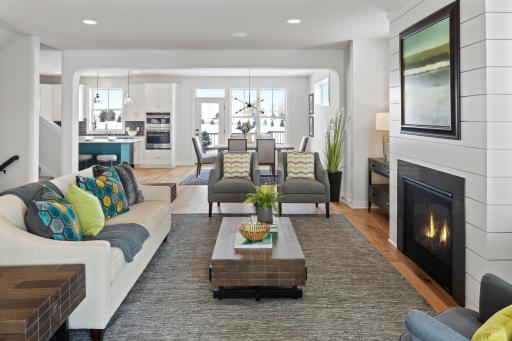 Somerset Plan by Robert Thomas Homes *Photos are of like home and may not depict actual home plan. Configurations, features, materials and finishes may contain options that are not included in the price.