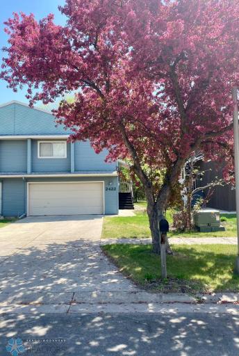 2422 Demores Drive S, Fargo, ND 58103