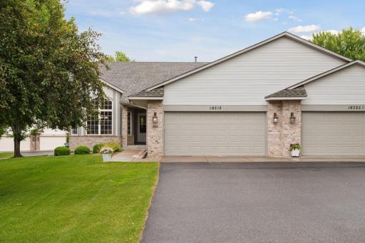 16515 41st Avenue N, Plymouth, MN 55446