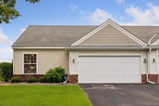 5924 Prairie Ridge Drive, Saint Paul, MN 55126