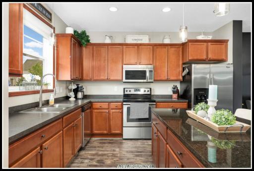 8065 Kirkwood Lane N, 82, Maple Grove, MN 55369