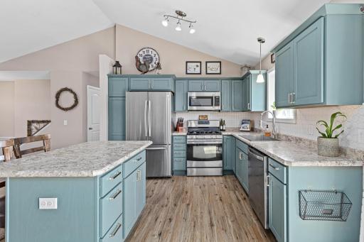 31635 Mcguire Trail, Lindstrom, MN 55045