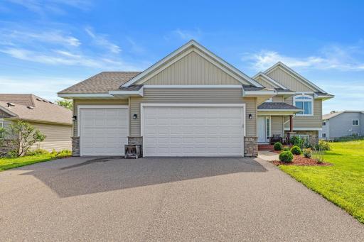 31635 Mcguire Trail, Lindstrom, MN 55045