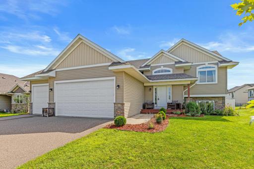 31635 Mcguire Trail, Lindstrom, MN 55045