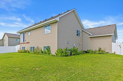 31635 Mcguire Trail, Lindstrom, MN 55045