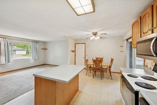 Cook and entertain in this fabulous space.