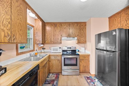15446 Drexel Way, Saint Paul, MN 55124