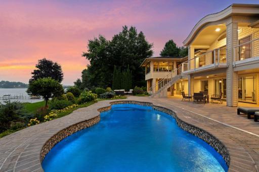 17870 Breezy Point Road, Wayzata, MN 55391