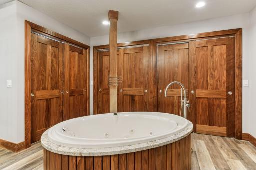 17870 Breezy Point Road - Spacecrafting - 0051.jpg