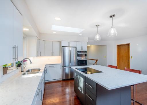 1070 Jefferson Avenue, Saint Paul, MN 55105
